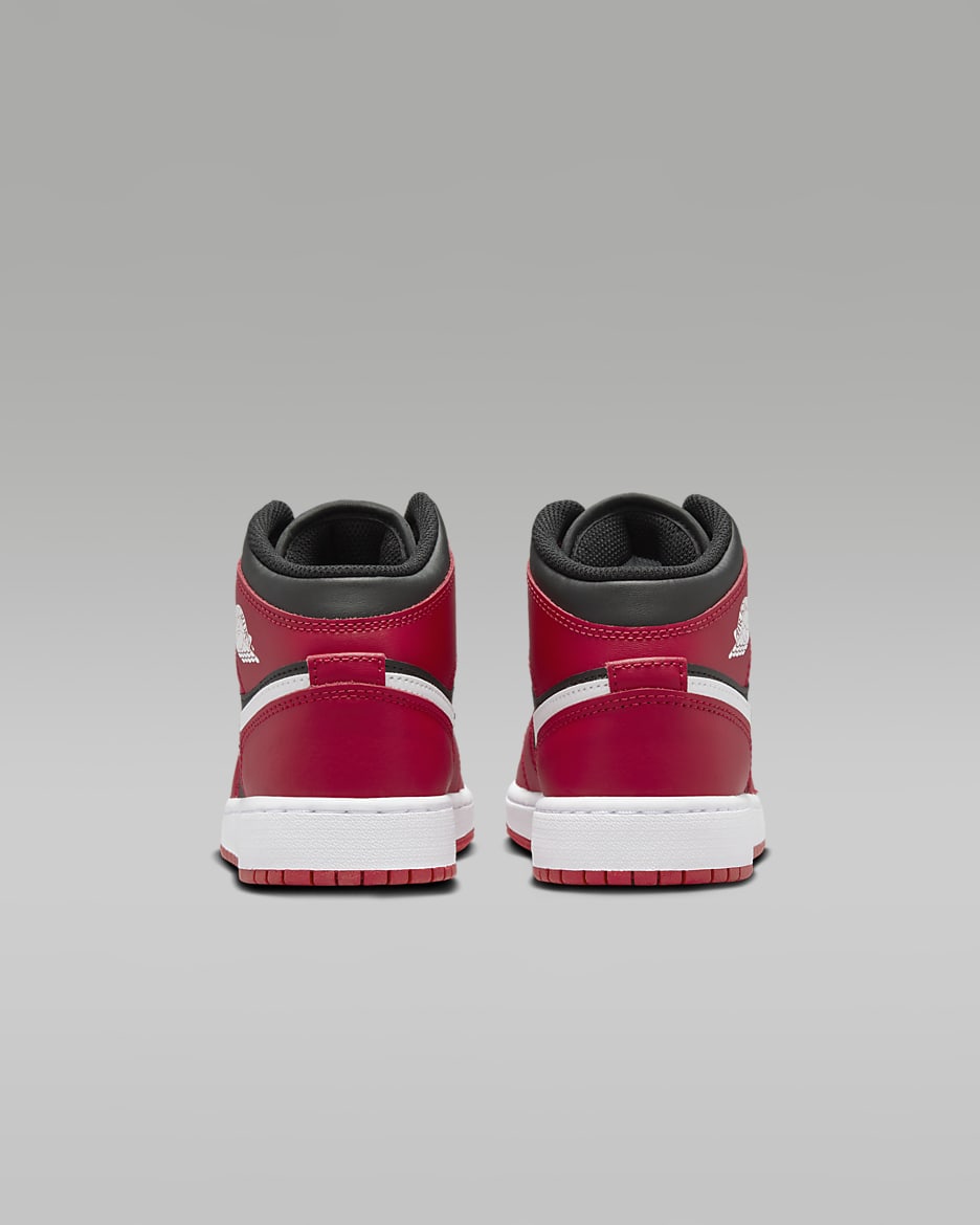 Air Jordan 1 Mid Older Kids Shoes
